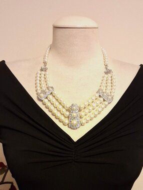 New True Vintage Pearl Handmade Silver-Plated Pendant Necklace & Earrings